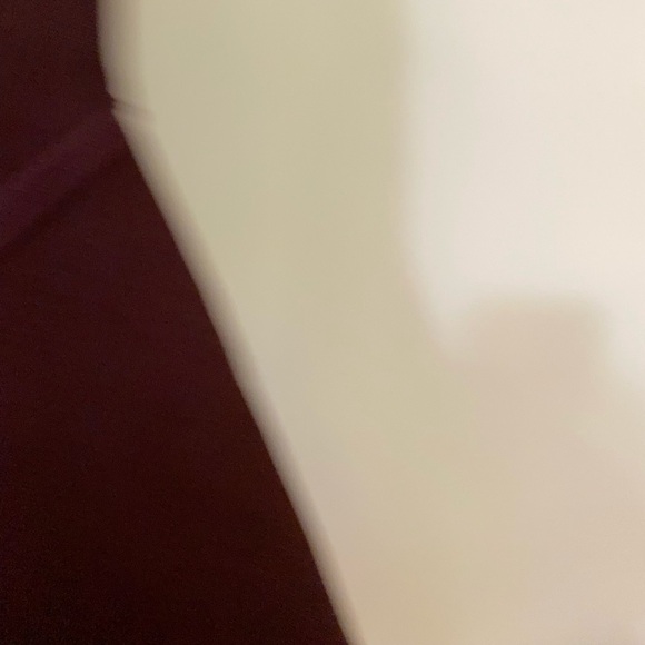 ACLER / maroon structured knit tank top Asymmetric red v neck top - Picture 5 of 6